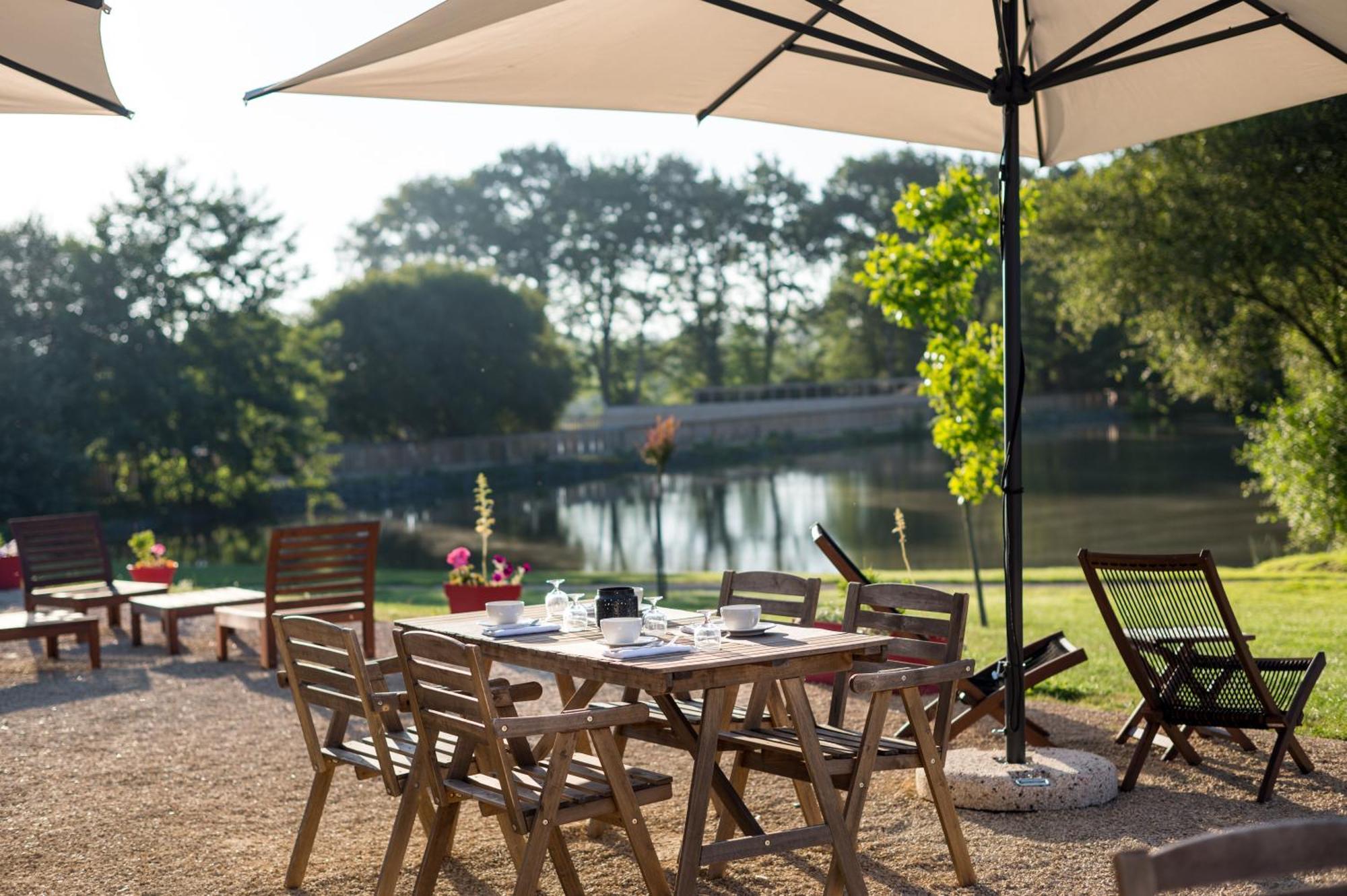 Domaine Melusine - A 2Km Du Puy Dufou France ! Hotel Les Épesses Екстериор снимка